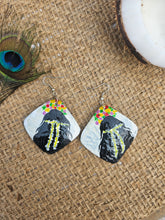 Load image into Gallery viewer, Hand Painted - Coconut Shell Earrings - Moina