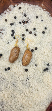Load image into Gallery viewer, Peanut Shell Earrings | Real Peanut