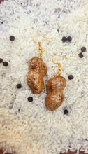 Load image into Gallery viewer, Peanut Shell Earrings | Real Peanut