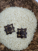 Load image into Gallery viewer, Coconut Shell Earrings