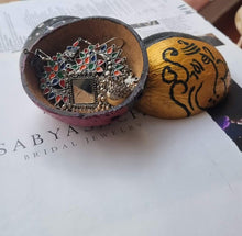 Load image into Gallery viewer, Swing Girl | Coconut Bowl