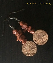 Load image into Gallery viewer, Wine Cork Earring