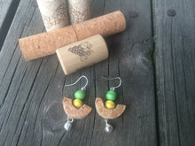 Load image into Gallery viewer, Wine Cork Earring